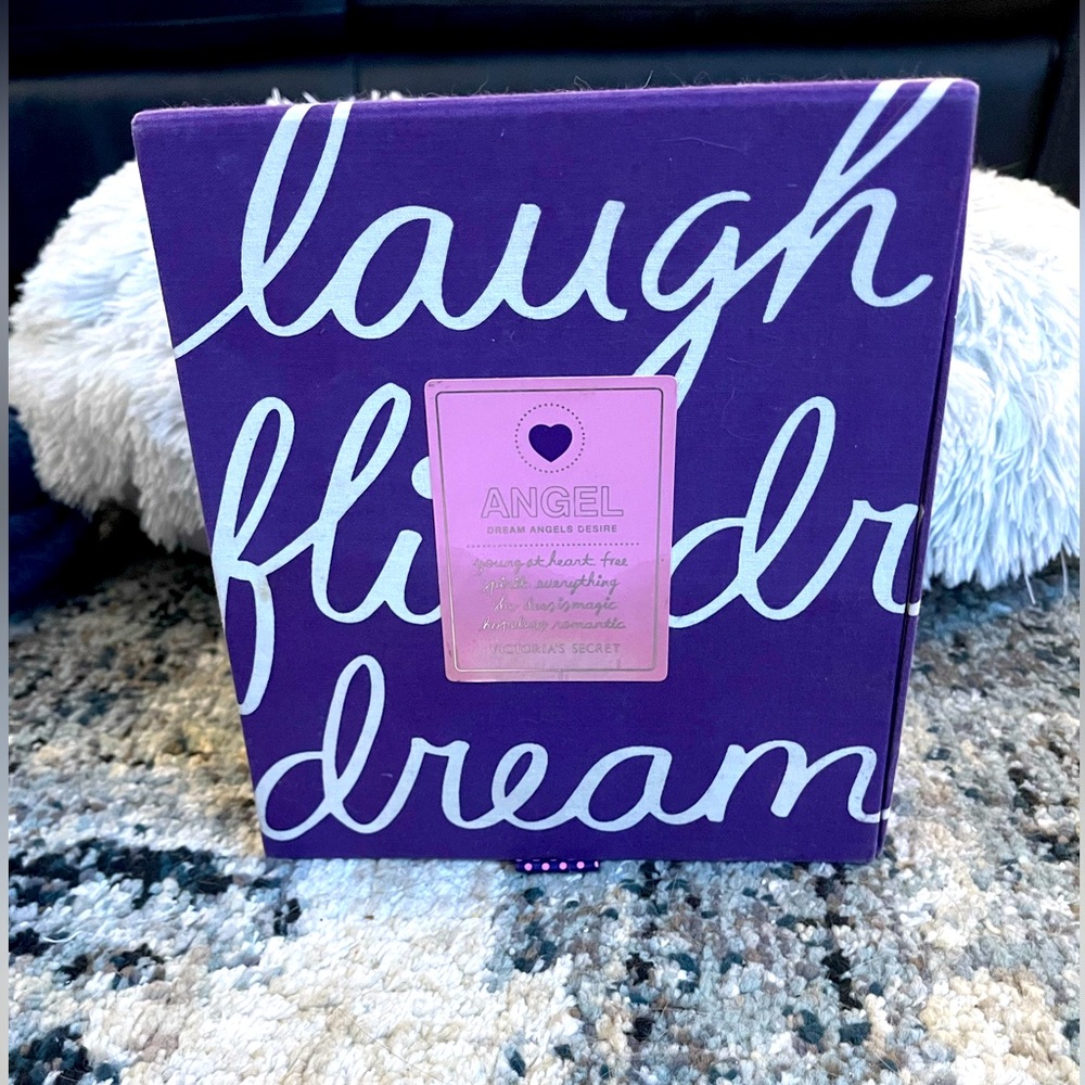 Victoria’s Secret Dream Angels Desire set - Picture 3 of 5
